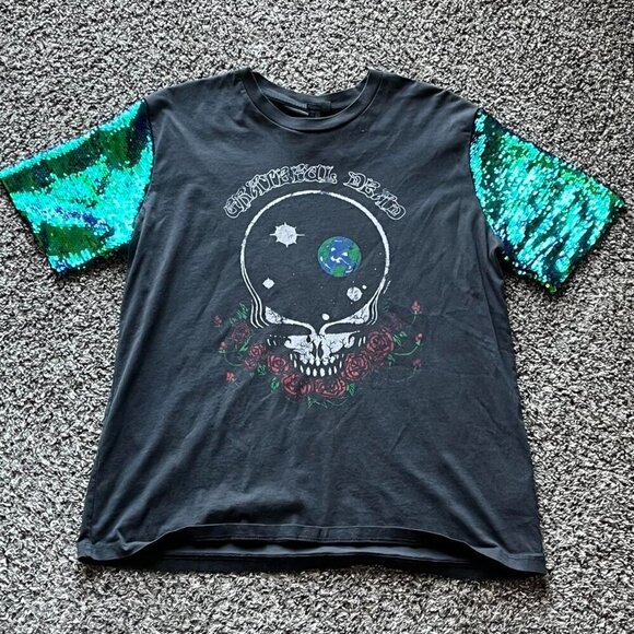 Topshop Tops - Topshop Black Grateful Dead Tee Size 6 Green/Blue Sequin Sleeves Eclectic Grunge